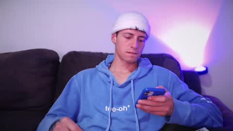 jamesss____ online show from 22, 2, 2025