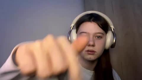 Annnnnnaaa online show from 18, 12, 2025