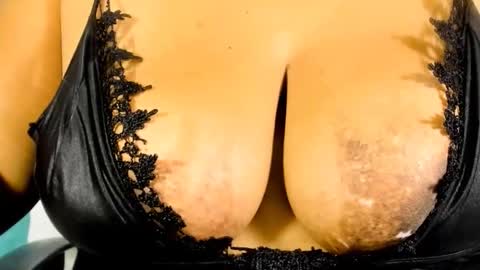 Snapshot of jan_milkhot chatting on 24, 10, 2025 jan_milkhot online show from 24, 10, 2025