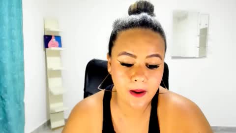 Snapshot of jan_milkhot chatting on 25, 10, 2025 jan_milkhot online show from 25, 10, 2025