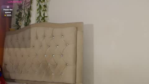 Snapshot of jana_thomson chatting on 14, 11, 2025 karol online show from 14, 11, 2025