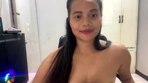 layslutty online show from 6, 4, 2026