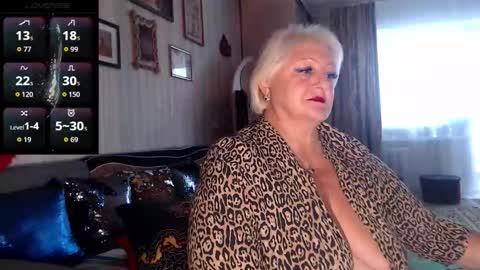 JaneBeech online show from 9, 10, 2025