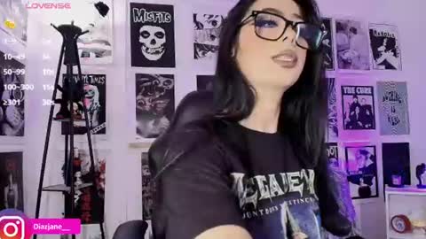 Snapshot of janediaz chatting on 8, 7, 2026 Jennifer online show from 8, 7, 2026