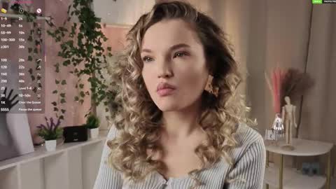 Hi Im Alice and here youll find something online show from 21, 12, 2025