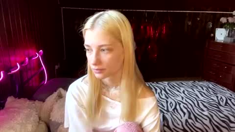 Elsa online show from 2, 8, 2026