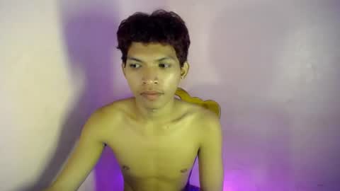 janlloyd04 online show from 17, 7, 2026