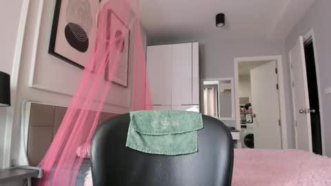 Amelle online show from 26, 11, 2025