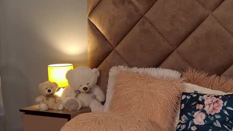 jaquelinemerlot online show from 12, 12, 2024