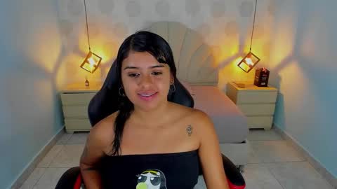 Snapshot of jasmin_tunzi chatting on 1, 11, 2025 JASMIN online show from 1, 11, 2025