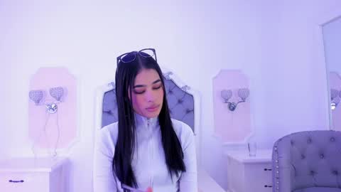 Jasmine online show from 3, 1, 2025