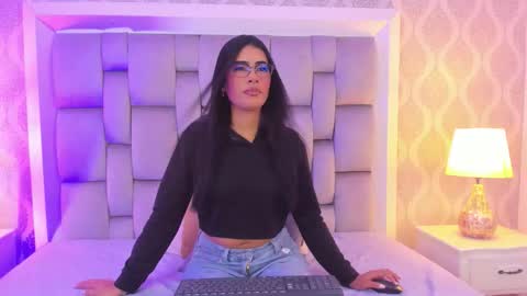 Jasmine online show from 15, 9, 2025