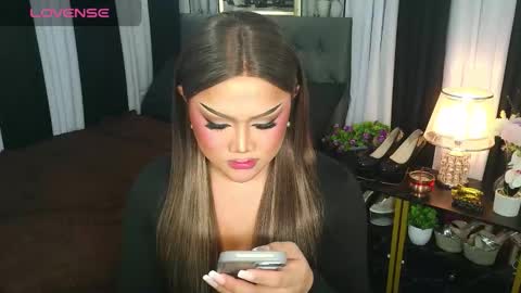 Jasmine Brandy online show from 26, 11, 2025