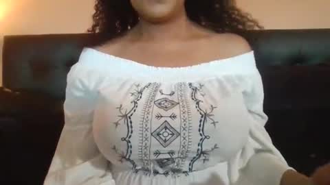 Snapshot of jasmine_devine1 chatting on 28, 5, 2026 Jasmine online show from 28, 5, 2026