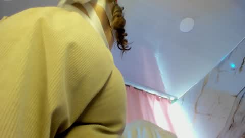 Snapshot of jasmine_hyper_1 chatting on 12, 12, 2024 Jas online show from 12, 12, 2024