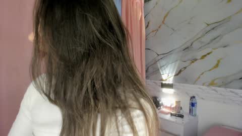 Snapshot of jasmine_hyper_1 chatting on 26, 12, 2024 Jas online show from 26, 12, 2024