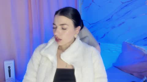 Snapshot of jasmine_hyper_1 chatting on 5, 2, 2025 Jas online show from 5, 2, 2025