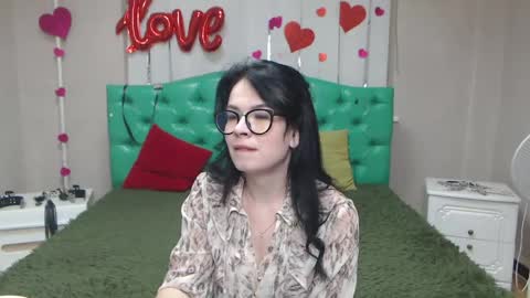 JasmineKouch online show from 28, 5, 2026