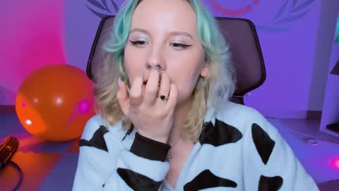 Jasmine online show from 4, 1, 2025