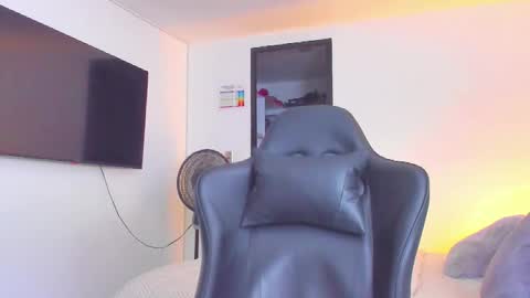 JBrooksXx online show from 28, 9, 2025