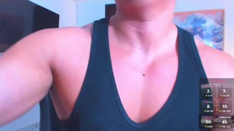 JBrooksXx online show from 28, 3, 2026