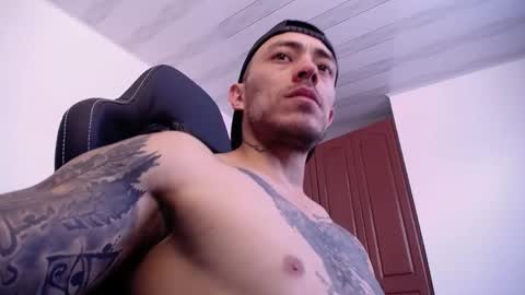 Snapshot of jasson_king01 chatting on 24, 4, 2026 JKing online show from 24, 4, 2026