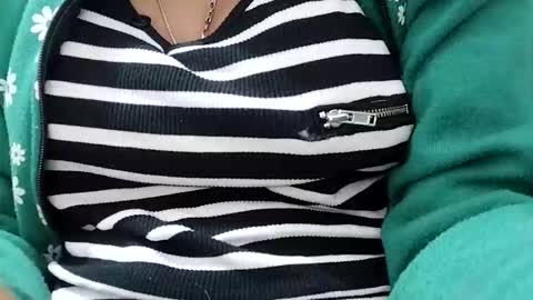 Snapshot of jasspreettt chatting on 4, 12, 2025 jasspreettt online show from 4, 12, 2025