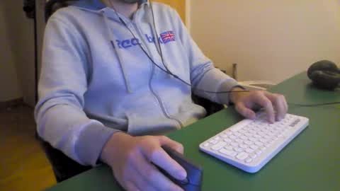 Snapshot of javi94valenciap chatting on 9, 3, 2025 javi94valenciap online show from 9, 3, 2025