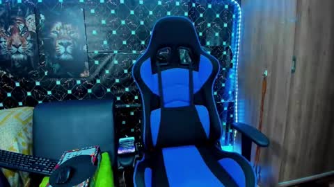 Javier online show from 29, 9, 2025