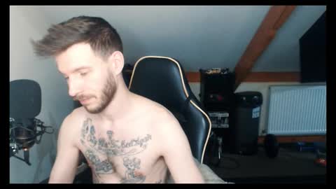 Snapshot of jay_peralta chatting on 15, 10, 2025 jay_peralta online show from 15, 10, 2025