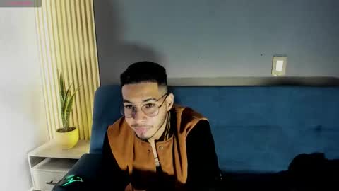 Jay online show from 2, 12, 2025