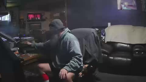 Grand Zaddy or Jay its casual online show from 18, 10, 2025