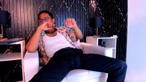 Jayden Morris online show from 3, 12, 2025