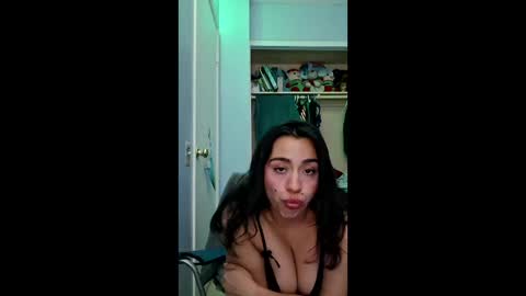 Snapshot of jayelena9 chatting on 18, 1, 2026 jayelena9 online show from 18, 1, 2026