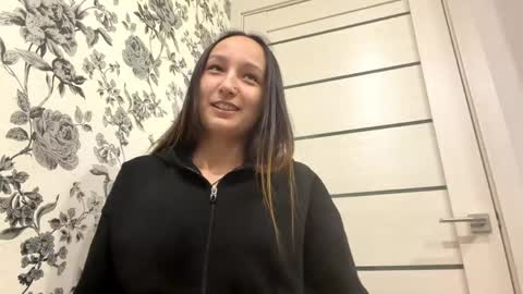 Stacie online show from 14, 4, 2026