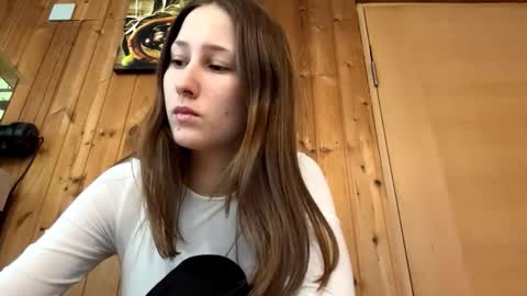 Snapshot of jayneboutros chatting on 28, 11, 2025 Sonya online show from 28, 11, 2025