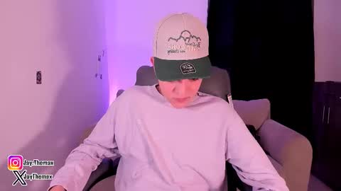 jaythomax online show from 10, 10, 2025