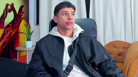 jaze_bradley online show from 8, 3, 2025