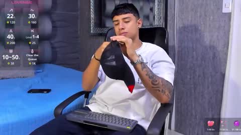 jaze_bradley online show from 6, 10, 2025