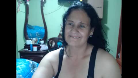 Snapshot of jazmin_rios chatting on 21, 1, 2025 jazmim online show from 21, 1, 2025