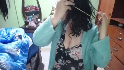 Snapshot of jazmin_rios chatting on 29, 1, 2025 jazmim online show from 29, 1, 2025