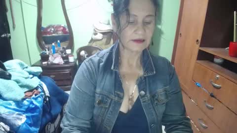 Snapshot of jazmin_rios chatting on 29, 1, 2025 jazmim online show from 29, 1, 2025