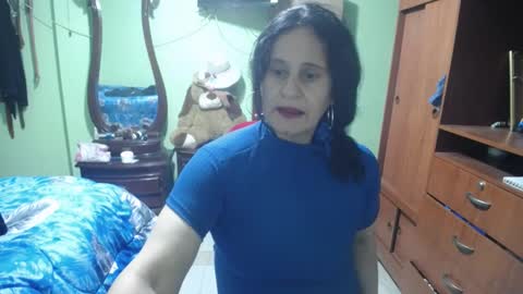 Snapshot of jazmin_rios chatting on 4, 2, 2025 jazmim online show from 4, 2, 2025