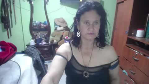 Snapshot of jazmin_rios chatting on 10, 2, 2025 jazmim online show from 10, 2, 2025