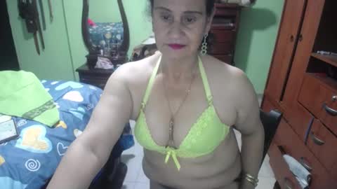 Snapshot of jazmin_rios chatting on 19, 2, 2025 jazmim online show from 19, 2, 2025