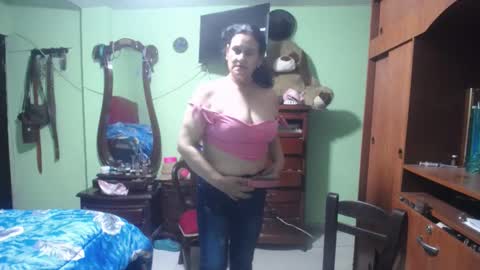 Snapshot of jazmin_rios chatting on 28, 2, 2025 jazmim online show from 28, 2, 2025