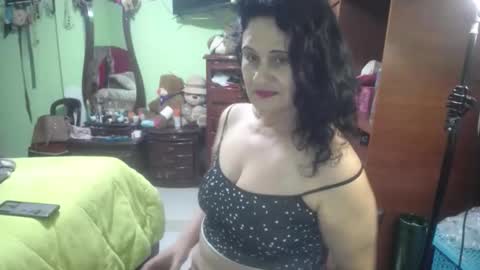 Snapshot of jazmin_rios chatting on 25, 11, 2025 jazmim online show from 25, 11, 2025
