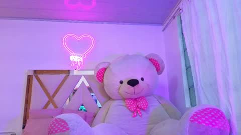 Jazmin  online show from 26, 9, 2025