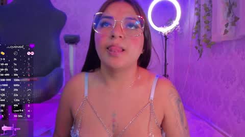 Jazmine online show from 30, 1, 2025