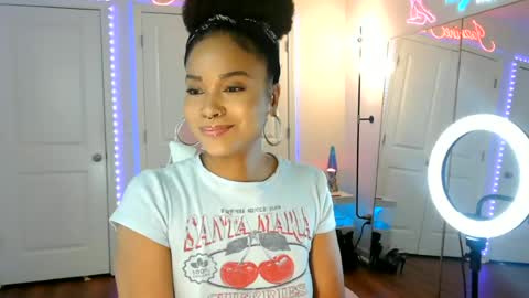 Jazmine Fox online show from 8, 7, 2026